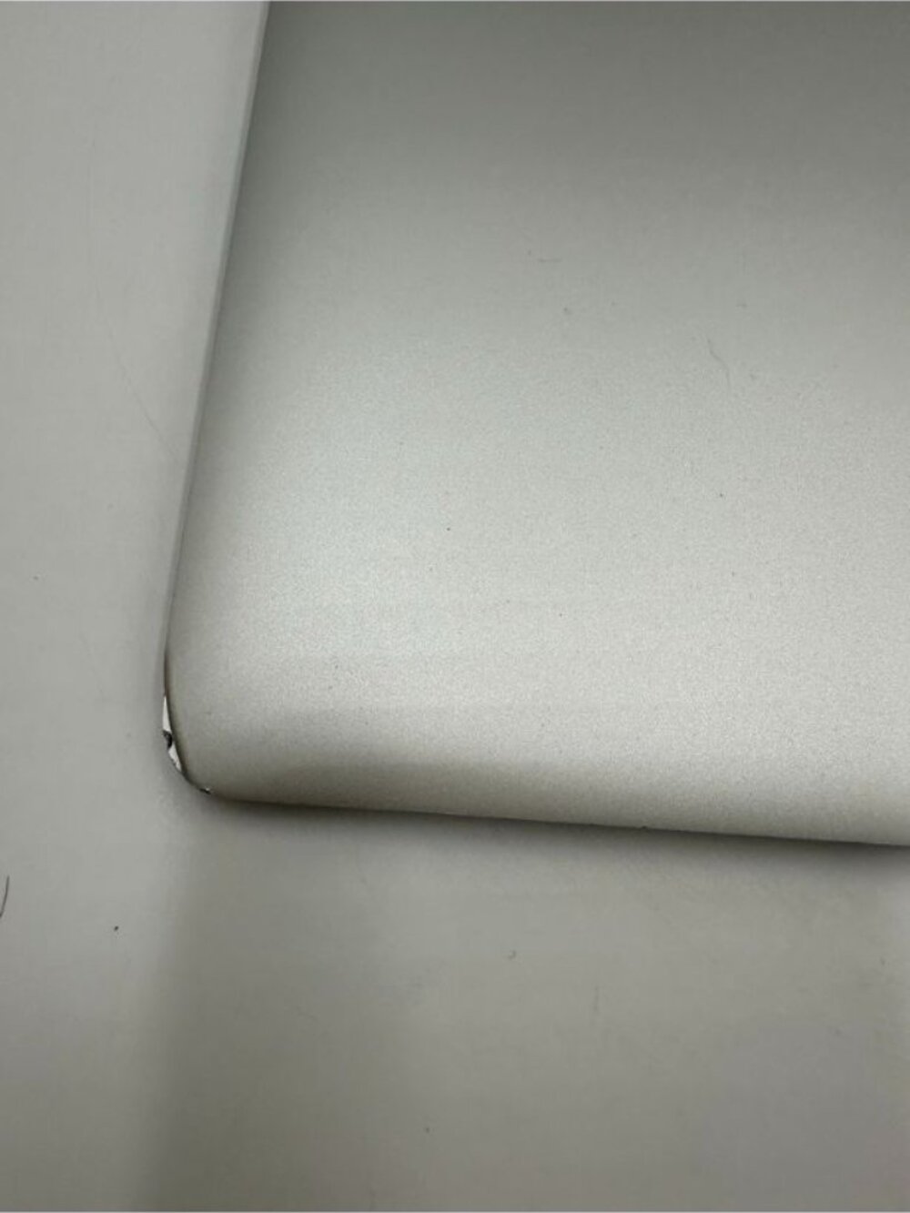 Apple MacBook Air 13" A1466 Early 2014 Intel Core i5 1.4GHz 4GB 128GB SSD - Picture 12 of 16